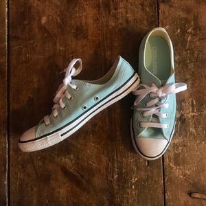 Converse Size 6 Aqua Shoes